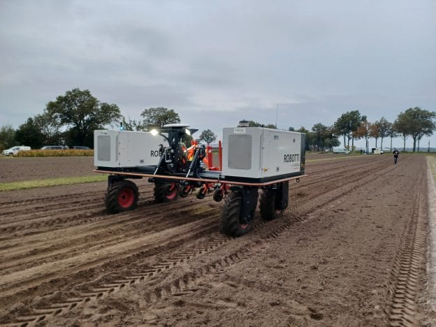 De keuze aan landbouwrobots is reuze image